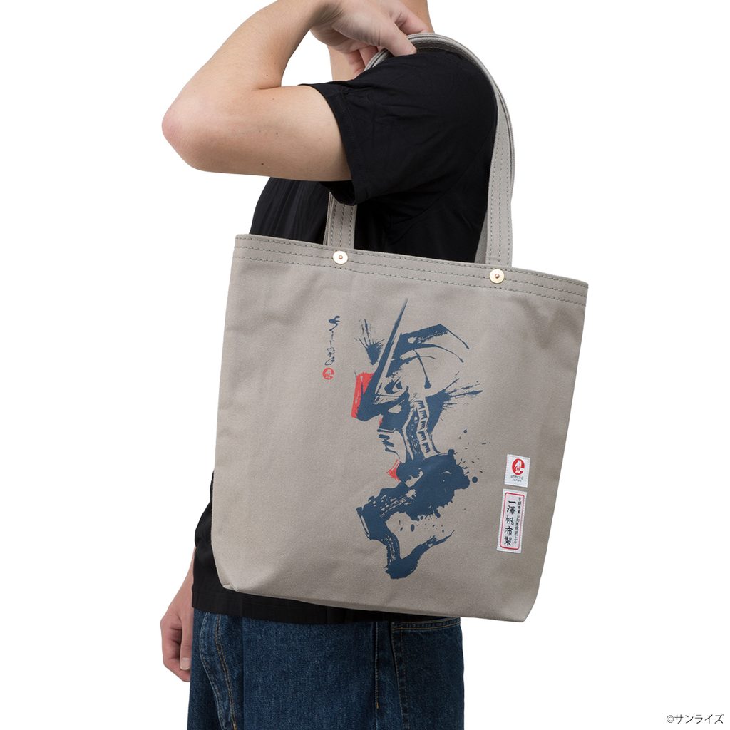 สวยงามน่าใช้กระเป๋าผ้าแคนวาส Gundam คอลเลคชั่นใหม่จาก STRICT-G 4 Gundam