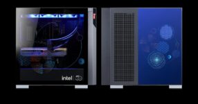 คอมพิวเตอร์รุ่นฉลองครบรอบ 50 ปี ของบริษัท Intel