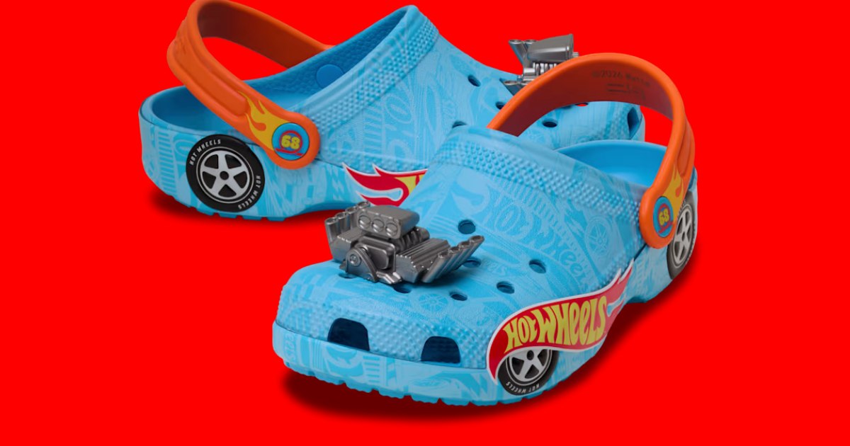 Crocs ส่งรองเท้าคู่ใหม่สำหรับเด็กมาในธีมของ Hot Wheels