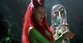 Poison Ivy อีกหนึ่งตัวร้ายจาก Batman & Robin กำลังจะมีซีรีส์ของตัวเอง